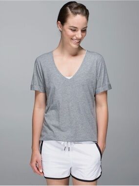 LULULEMON EUC LOVE TEE/ no size dot, see measurements.